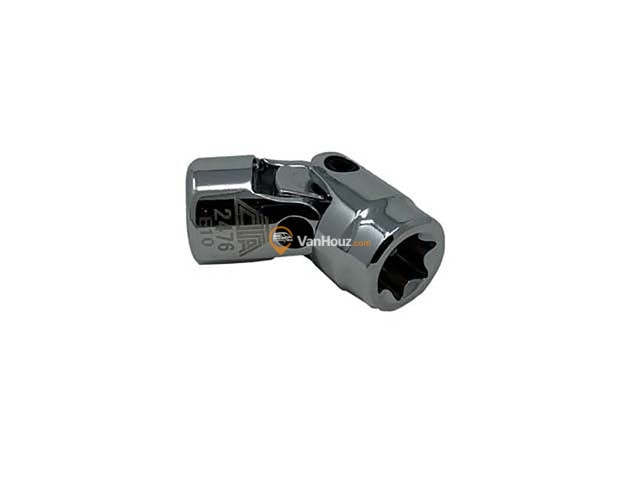 Socket